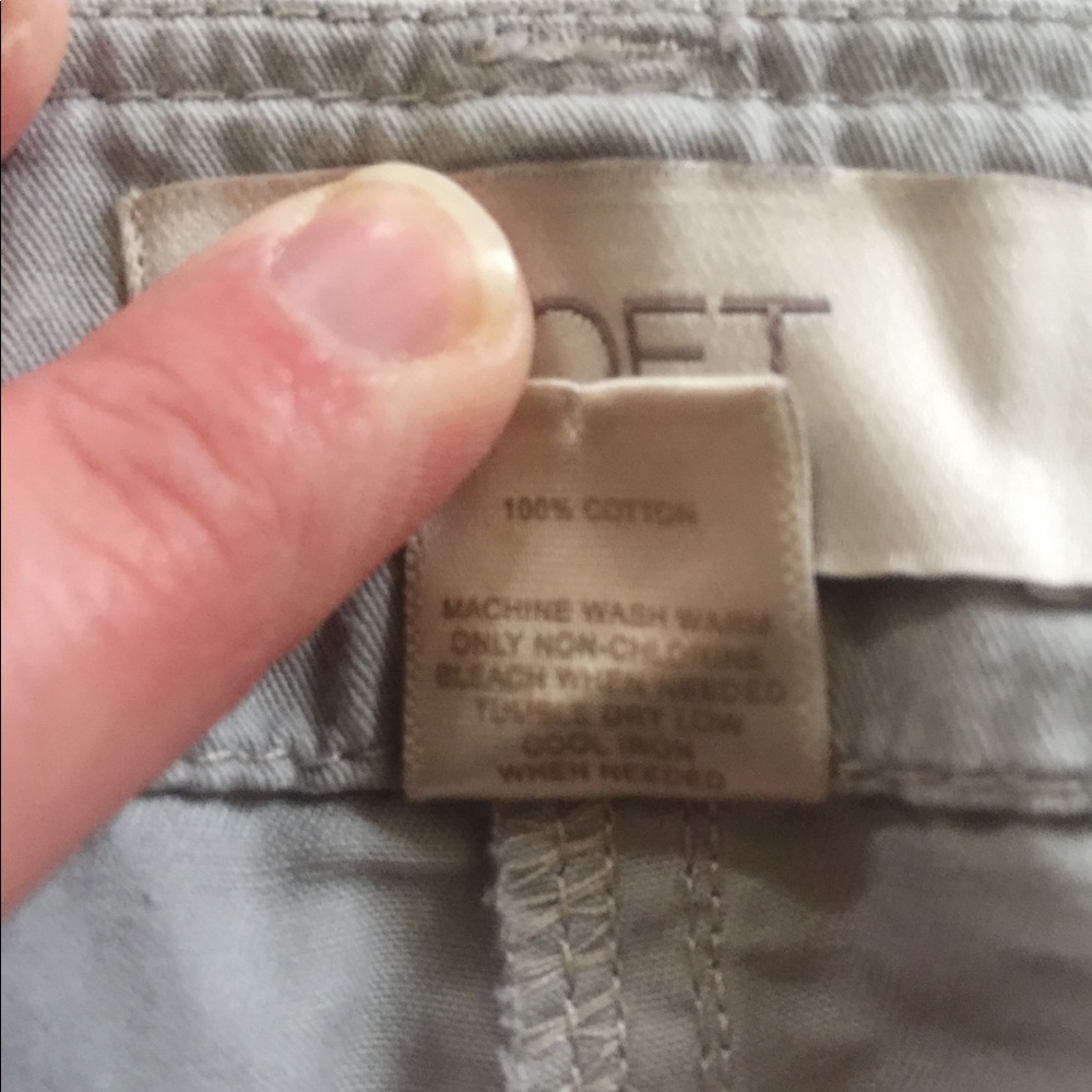 LOFT Outlet linen blend shorts Size 2 & 4 - Picture 6 of 7